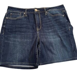 Seven7 Women's sunset Bermuda Denim Shorts Blue Size 14 Casual Summer vacation